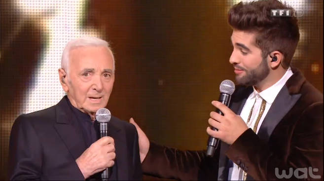 KendjiGiracSite's tweet photo. Kendji et Charles Aznavour chante La Bohème aux #NMA2015 #NMAbyKendji https://t.co/aqxFJFv8DY https://t.co/67EFqqRHjK