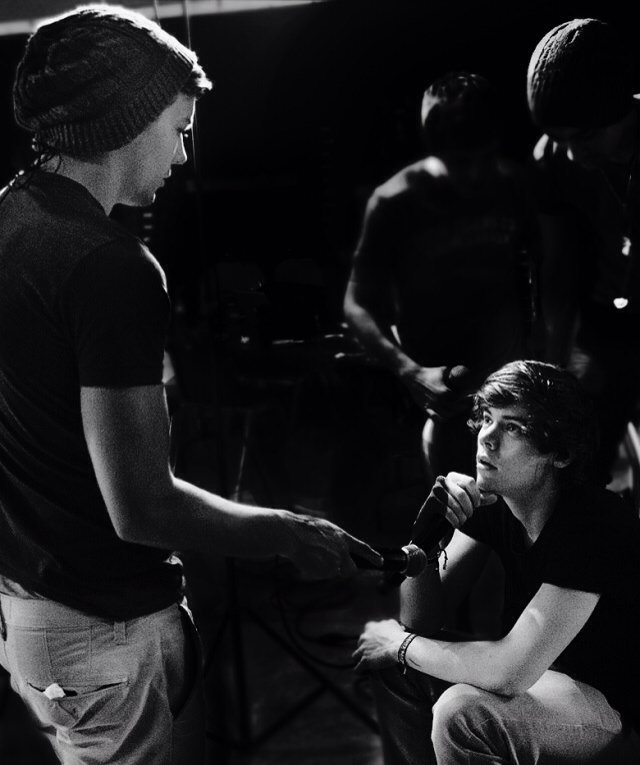 fleurlarry tweet picture