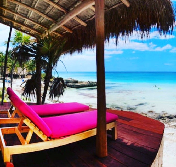 Rootedthoughts's tweet image. Day 1 of 18 month, 7 continent #WorldTour. Living that #Vanichi #CEO Life. #JordanSwain #CreativeJetsetTour #Travel