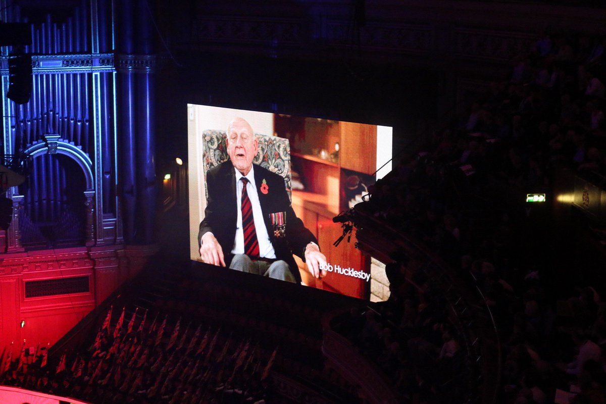 PoppyLegion's tweet photo. 70 years later Bob Hucklesby is sharing his memories as a Japanese POW at the #FestivalofRemembrance https://t.co/QkLaTbqqu3