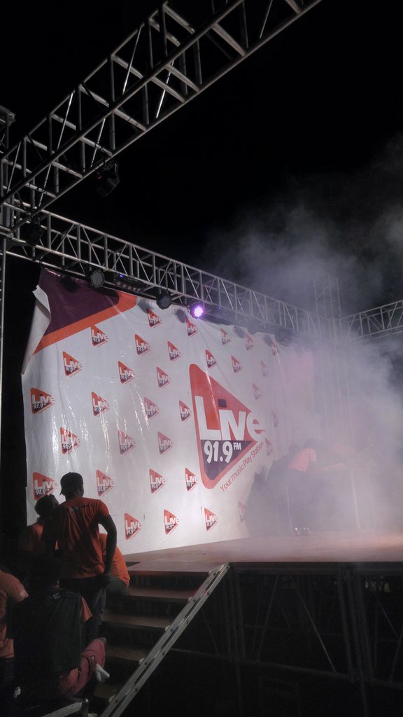 mycelin's tweet photo. "@DaELarmy: I'll mount the stage in a bit {@ELrepGH}...Cc @live919fm #LegonGoPapAgain. https://t.co/TYCmpRe5Qk" You guys hear