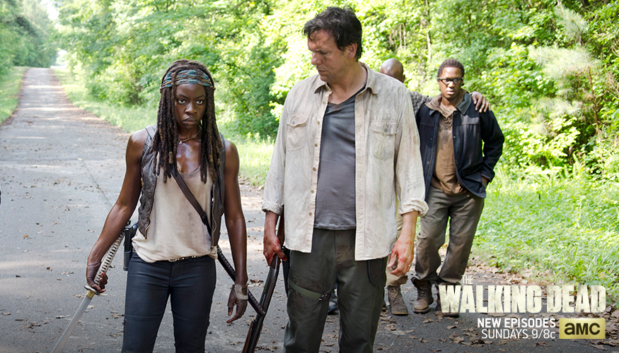 WalkingDead_AMC's tweet photo. The #TWD mini-marathon starts tomorrow with #TWDThankYou at 6:30|5:30c. https://t.co/OPe1FwacMI