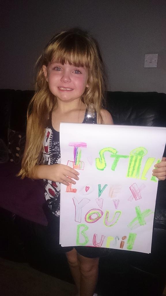 JexMe14's tweet photo. Real tears when she watched u werent thro 💖 She made this4u @bupsibrown U have a fan 4 life In Marleigh 😘 @BupsiCrew https://t.co/A6mitWsiBk
