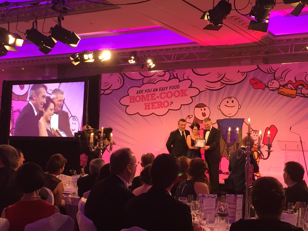 _melaniemay's tweet image. Chelsea Sutherland wins the @MoyParkChicken fabulous fowl category of the @easyfoodmag #homecookhero awards! Woohoo.