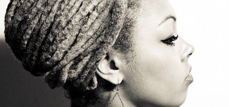 Nottm_Contemp's tweet photo. Excitement! @Harleighblu is here and will soon be taking to the stage as our final #AffinityFest live performer! https://t.co/uWA0Xb1txd