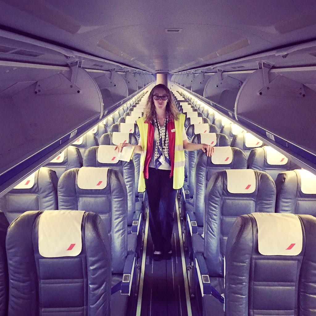LrxAlice's tweet photo. Welcome on board. #avgeek #avion #agentdescale https://t.co/6549lub1xz