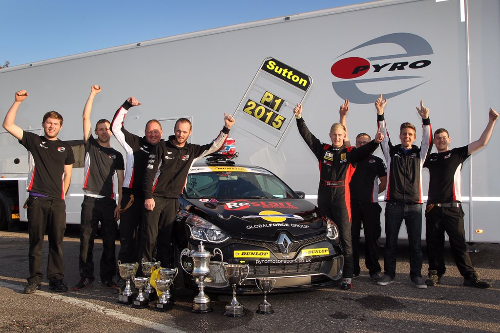 ASuttonRacing's tweet photo. Guys and girls, don't forget to vote for me in the @autosport 'Club Driver Of The Year'! https://t.co/hBWumeF4lX #RT https://t.co/yVcOWg5ORm