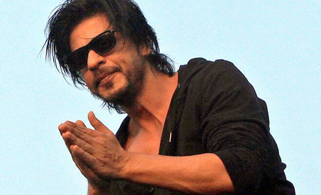 Haapy birthday to you happy birthday to you happy birthday to shah rukh khan happy birthday to you 