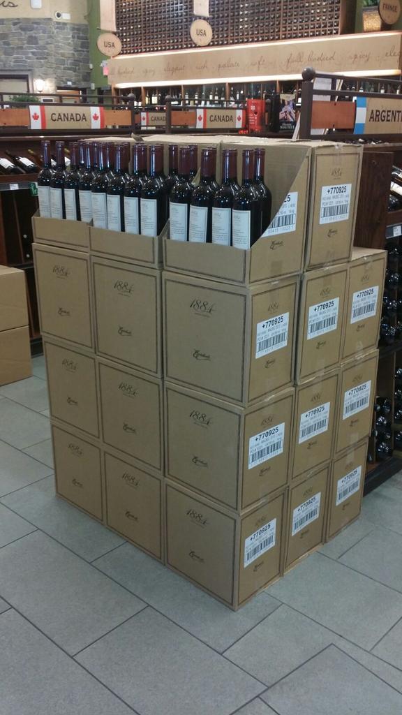 dhs_wine's tweet photo. Want some 1884 #malbec drop by @CoopWineSpirits for our new #vintage2014  92pts @Timatkin @celespesce @CLimongiello https://t.co/gdzMlOlEy1