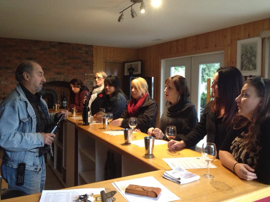 <a href="/dangelowinery/">D'Angelo Winery</a> (BC) Being entertained by winemaker Sal while we taste delicious wine! #bcwine #hockeymoms