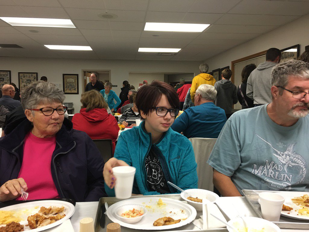 Great turnout <a href="/STFD370/">Scioto Twp Fire Dept</a> fish fry!! My family is enjoying it.  #Delco #SupportLocalFDs
