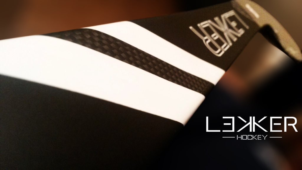 lekkerhockey's tweet photo. We use the carbon cloth to maximize strength properties in our sticks! #LekkerPlayer #LekkerHockey #FieldHockey https://t.co/Ak94NIN9JH