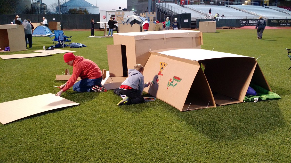 SleepOutCR's tweet photo. #sleepout2015 https://t.co/d7gyXk1ktJ