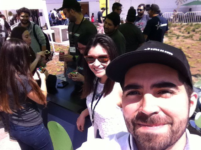sebastianosses's tweet photo. Desde el stand de @continuumhq en la #StarTechConf https://t.co/1SUnqNuDOR
