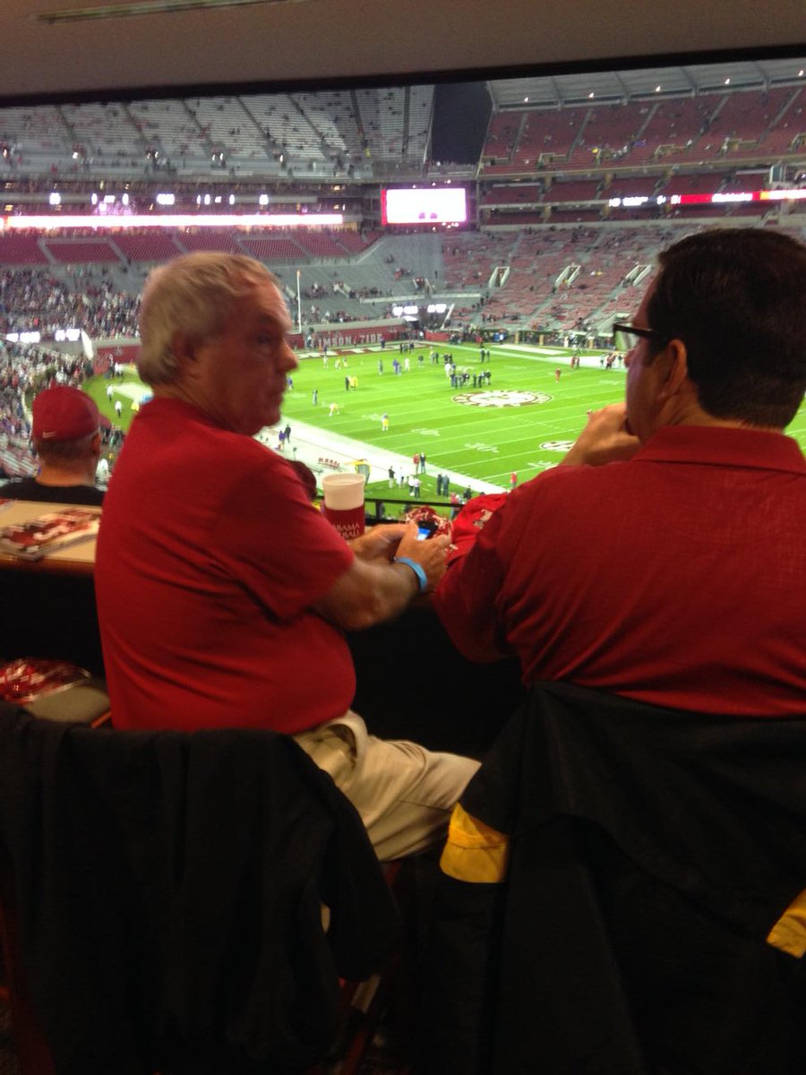 snag717's tweet photo. Getting jacked up for the Alabama/LSU game with our friends from Randall Reilly! Roll Tide! #Randallreilly https://t.co/MLWKxVIUAP