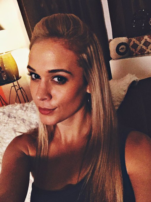 Working on a scary movie 👻 https://t.co/MuarTfhftc<a href="/tag/smile"class="tags"><span>#smile</span></a><a href="/tag/lifestyle"class="tags"><span>#lifestyle</span></a><a href="/tag/bts"class="tags"><span>#bts</span></a><a href="/tag/host"class="tags"><span>#host</span></a><a href="/tag/blonde"class="tags"><span>#blonde</span></a><a href="/tag/reporter"class="tags"><span>#reporter</span></a>