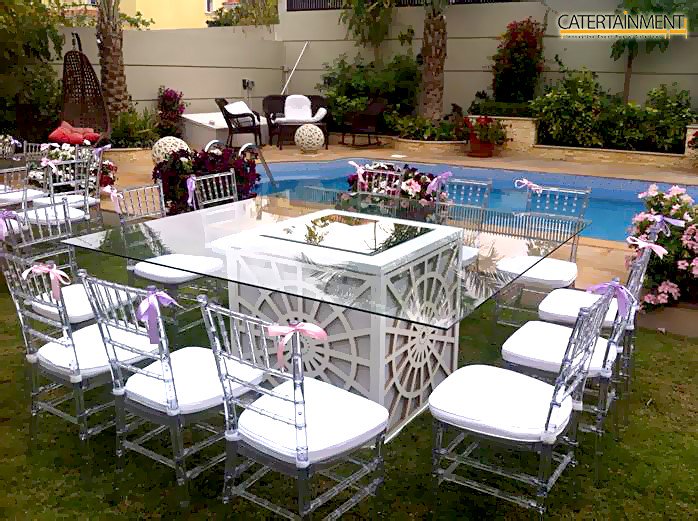 Catertainment's tweet photo. A beautiful square glass dining table with these stunning Chiavari chairs. An elegant set up. 

#PrivateEvents https://t.co/4bydFt7aSO