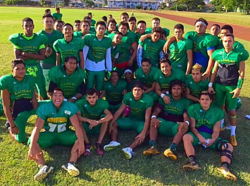 SKYYY32's tweet photo. - Clear minds, pure hearts!! Play your game & leave it ALL on the field💚💛 #HSftball #ProudTeamAunt #DAWGPOUND4LIFE🙌 https://t.co/KJlTkkAJwa