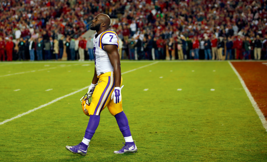 espn's tweet photo. Leonard Fournette had rushed for 150+ yards in every game of 2015.

Bama didn't care. He had 31 yds on 19 carries. https://t.co/U4fL86MxzG