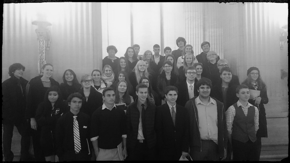 HerrProfHiggins's tweet image. @PRGermanClub &amp;amp; @clcgerman  had an amazing night @LyricOpera. #LyricWozzeck a sweet artistic gut-punch. #D155Inspire