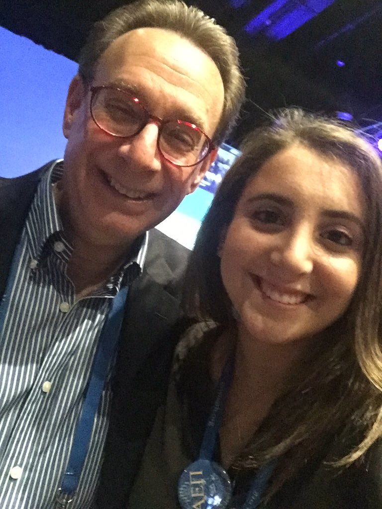 rabbisilvers's tweet photo. Waiting for Biden! #URJbiennial https://t.co/srYkGBCb95