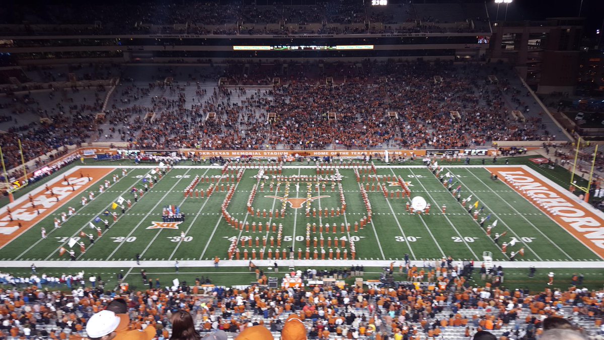 Go #Longhorns #peachtreeroofingtexas