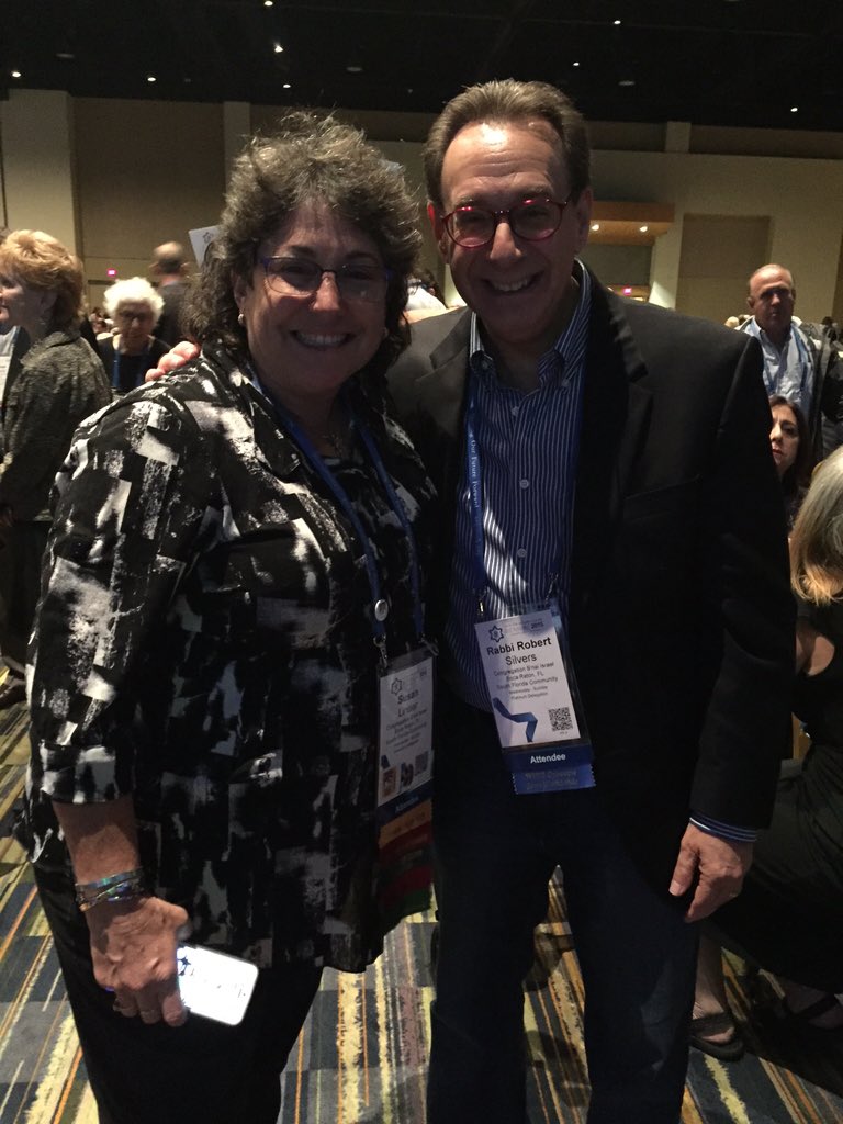 rabbisilvers's tweet photo. Rabbi learns to tweet!!! #urjbiennial https://t.co/kommTQHzOQ