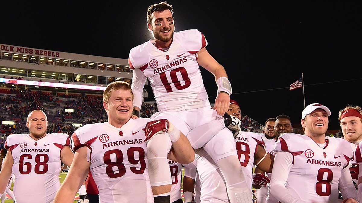 SportsCenter's tweet photo. Arkansas QB Brandon Allen celebrates after converting 2-point conversion to defeat No. 18 Ole Miss.(via @ESPNImages) https://t.co/I9K0kkBr6l