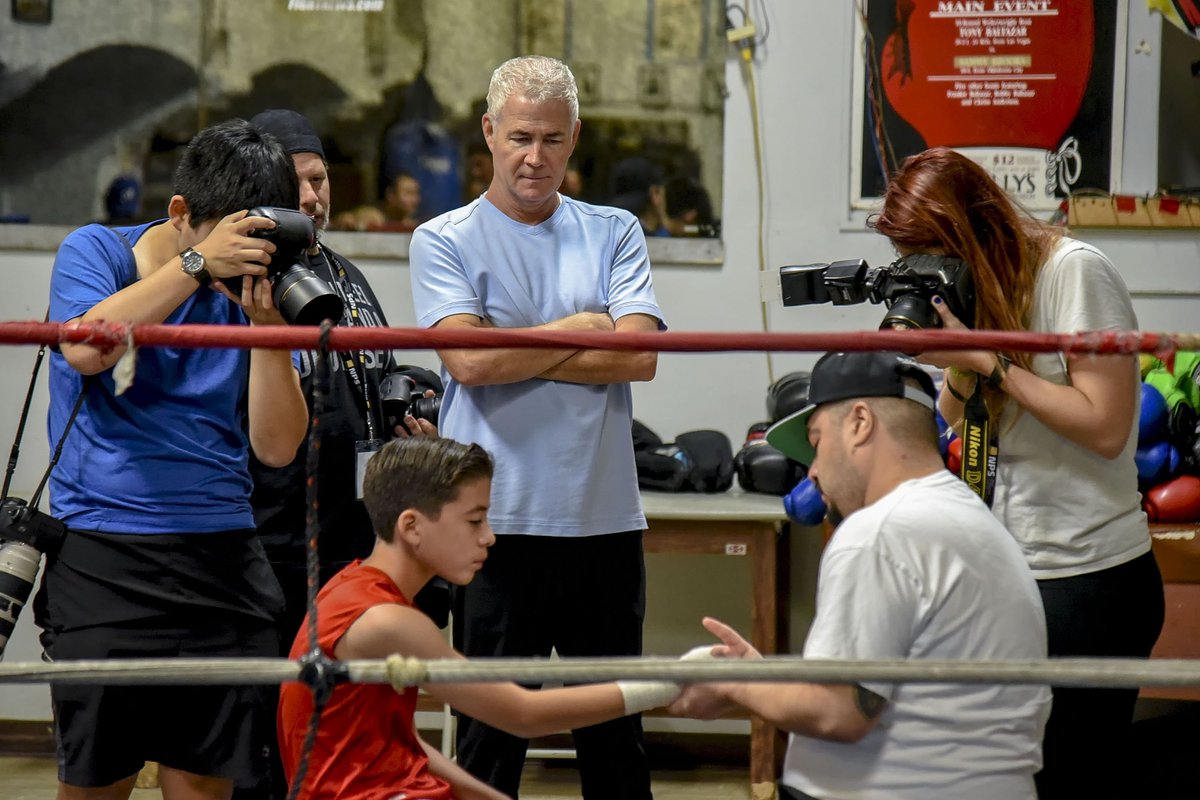 SS_Academy's tweet photo. Cool bts look at making the shots at a local boxing gym.  #SSA12 #sportsshooteracademy https://t.co/Ppa3DRybVi