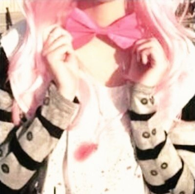 xAwkwardFox's tweet image. —Fixes bowtie.—
“IT’S BEEN SO LONG—”