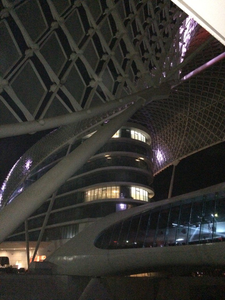 Chase_Travel's tweet image. Generally not a club scene guy but this overlooks the Formula One course! #abudhabu #uae #Formula1