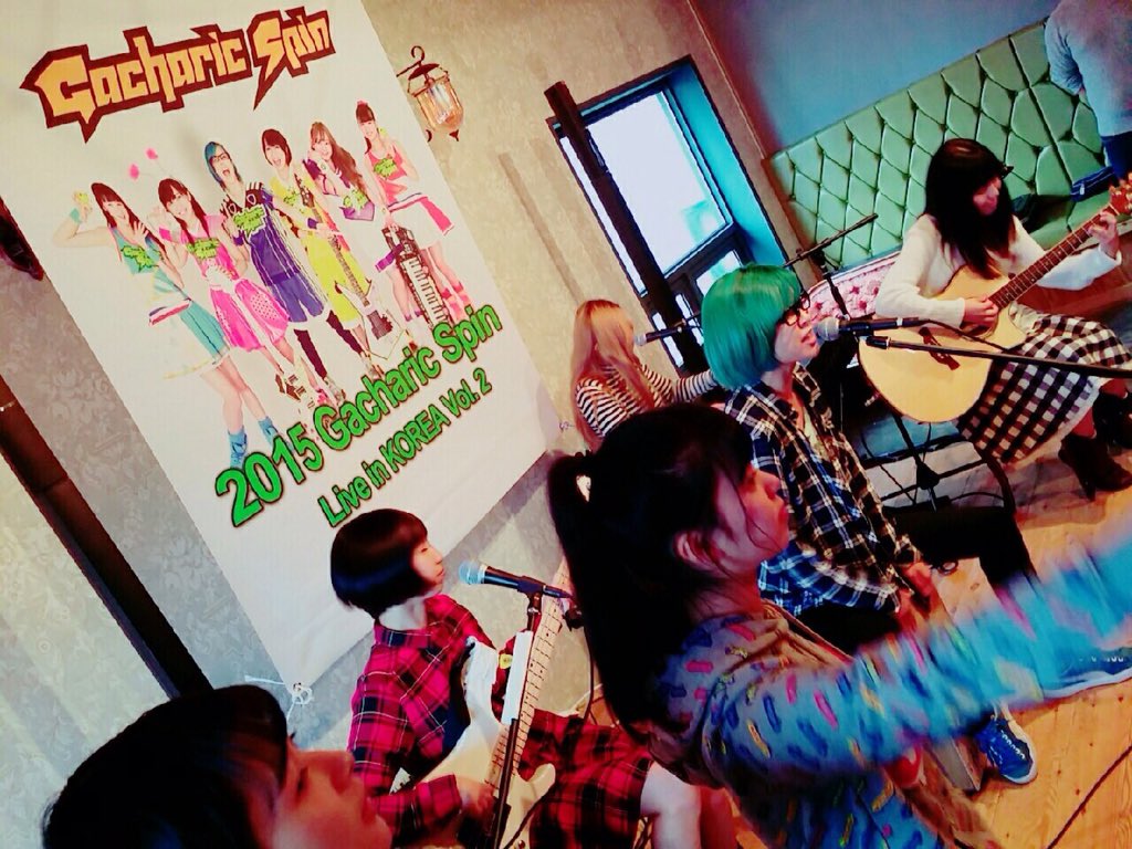 TOMO-ZOなう☆ファンミーティングではアコースティックバージョンで演奏(*^^*)たまにはしっとりライブも良いですねo(^▽^)o♪
#gacharicspin