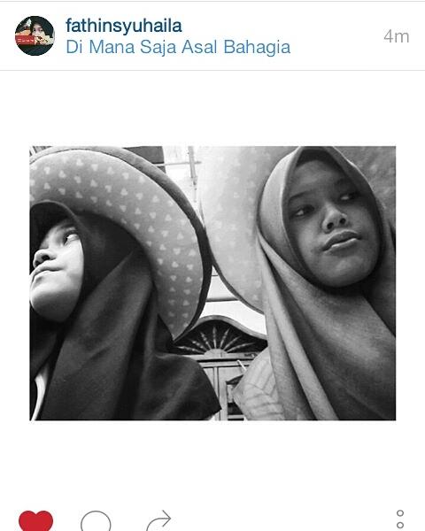 salwasn_'s tweet photo. Lafff 💋🙌 @fathinfs_ https://t.co/jT9BpLbi2f