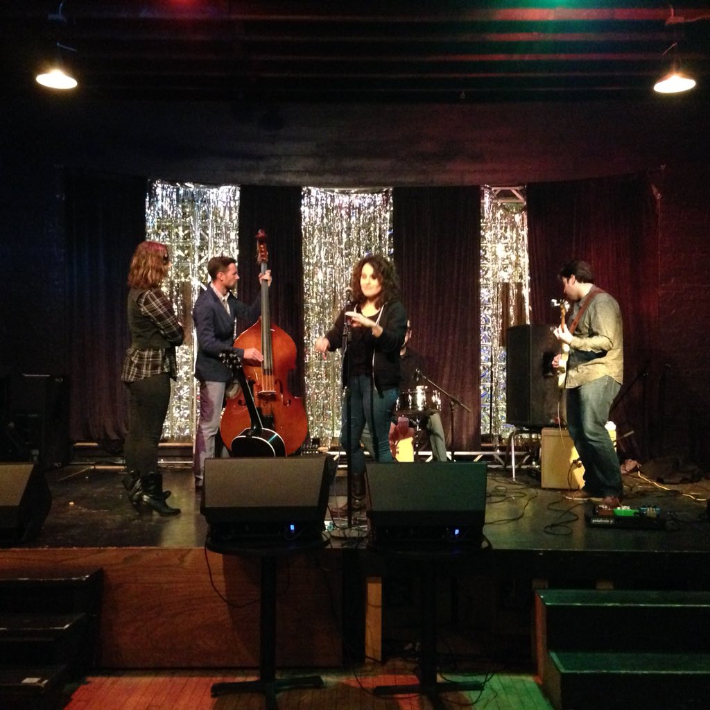 Sound check is on point, <a href="/midwesttheband/">MIDWEST</a>! Hear them live tonight at <a href="/FizzBarFun/">FizzBar&Grill</a> facebook.com/events/1153996…