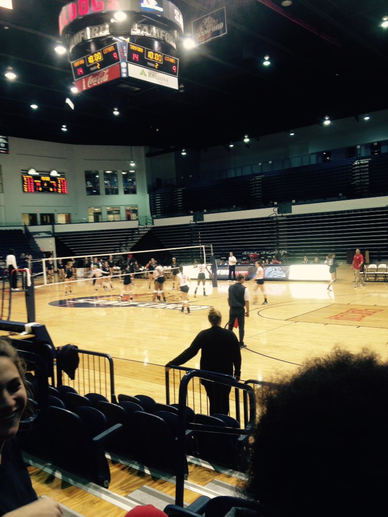 #BattleoftheBulldogs