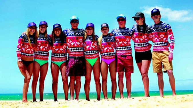 9NewsPerth's tweet photo. Sunsmart Aussies to hit the beach this festive season in the ‘Ugly Christmas Rashie’ #9News
https://t.co/vBIdR7il1F https://t.co/tpI5rCqz0f