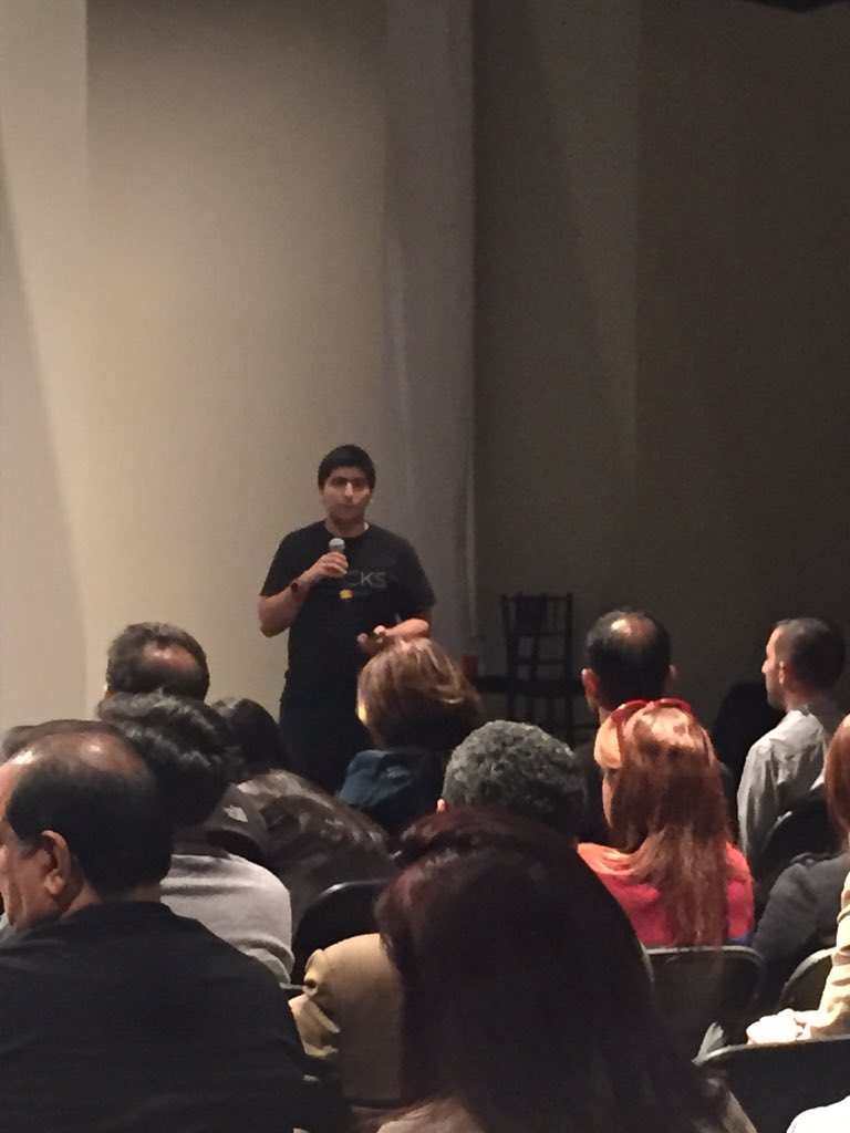 NedaAmidi's tweet photo. Hearing from portfolio company @chooseblocks @Alirezam @PlugandPlayTC @WeArePTE #modularsmartwatch https://t.co/CxmArp3JXe