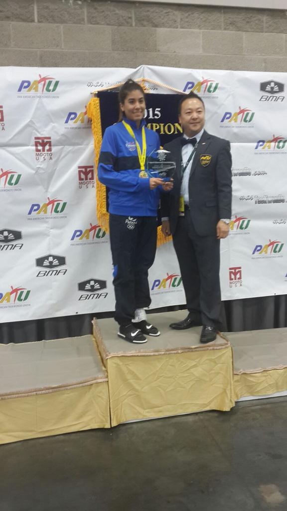 fedetkdpty's tweet photo. Mejor competidora femenina en el 2015 panamerican taekwondo championship #portland @nataliasz https://t.co/dO747sJLml