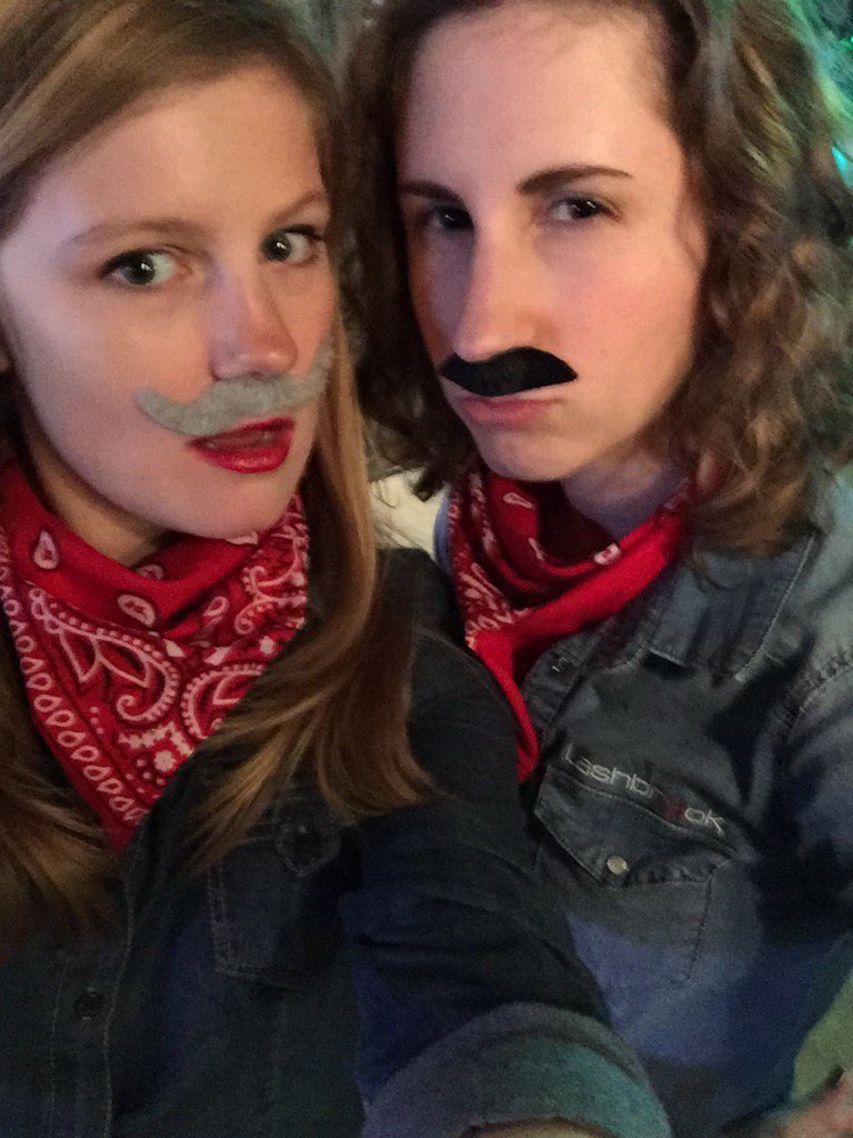 mcmollz's tweet photo. #ccaselfie with @Sarahllizabeth https://t.co/jFwodb0kW1