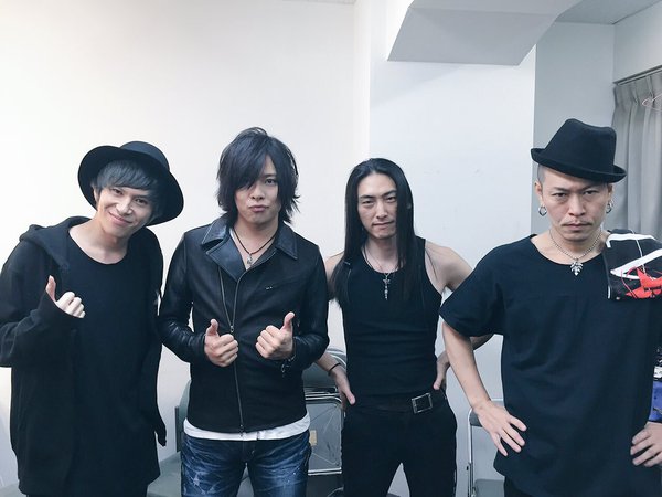 ViViDColorsSP's tweet image. [Twitter de Reno] "¡Buen trabajo Nagoya! Osaka también ha sido muy divertido. Gracias... fb.me/4kWxOpjKA