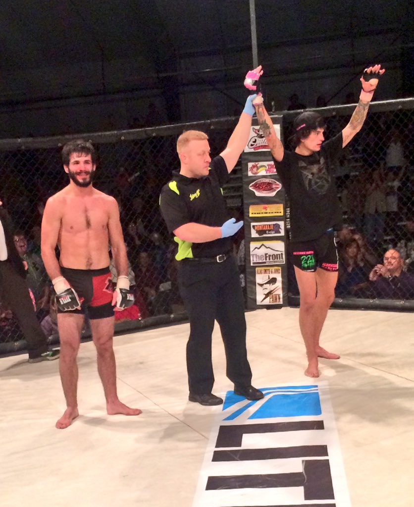 TheMMALAB's tweet photo. Sugar Sean stays undefeated with a tough Unanimous decision. Way to go buddy, 4-0!!! https://t.co/RjhYa0PsVH