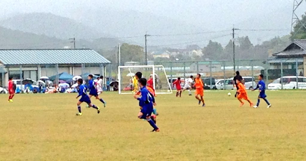 ランニング ザ チョーク 第39回全日本少年サッカー大会 高知県大会 3回戦 旭jfc 4 2 大篠sss 佐川ss 3 Pk4 5 3 潮江jrfc 十津三里fc 12 0 四万十jfc 香我美sc 8 2 越知sc Zensho 高知サッカー T Co Oawhrsnfkw Twitter