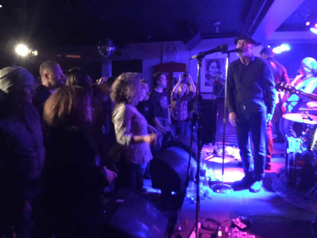 <a href="/Fifty_Men/">FIFTYMEN</a> Well this could be the last time, this could be the last time, maybe the last time. I don't know. Oh NO!!