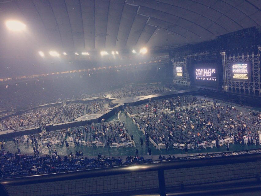 chocofuu_2494's tweet photo. あと1時間!
#EXO #ExoplanetWeek #3DaysTokyoDome https://t.co/p9nZ11l78x