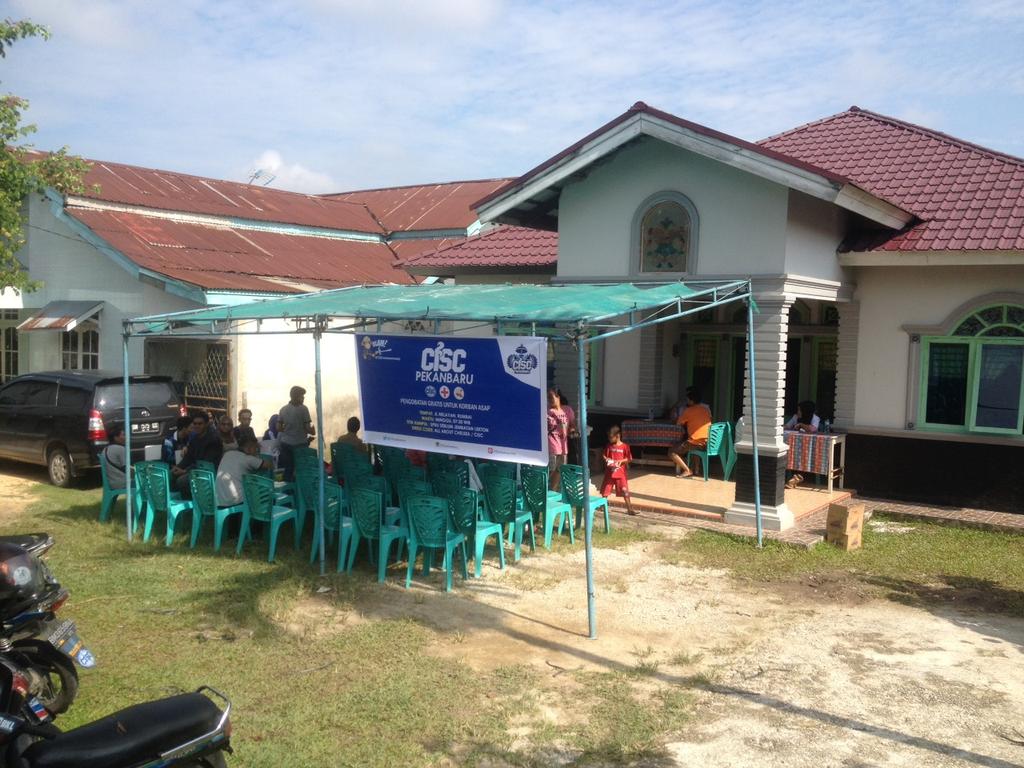 CISCpekanbaru's tweet image. PENGOBATAN GERATIS UNTUK KORBAN ASAP
#CISCmelawanasap
#ThisIsCISC
#ComeOnYouLancangKuning