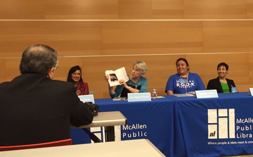 brendariojas's tweet photo. Always good to be among word lovers, #storytellers &amp; lots of books. Today we got our fill #mbf2015 @mcallenlibrary https://t.co/ZN4FuqYDH9