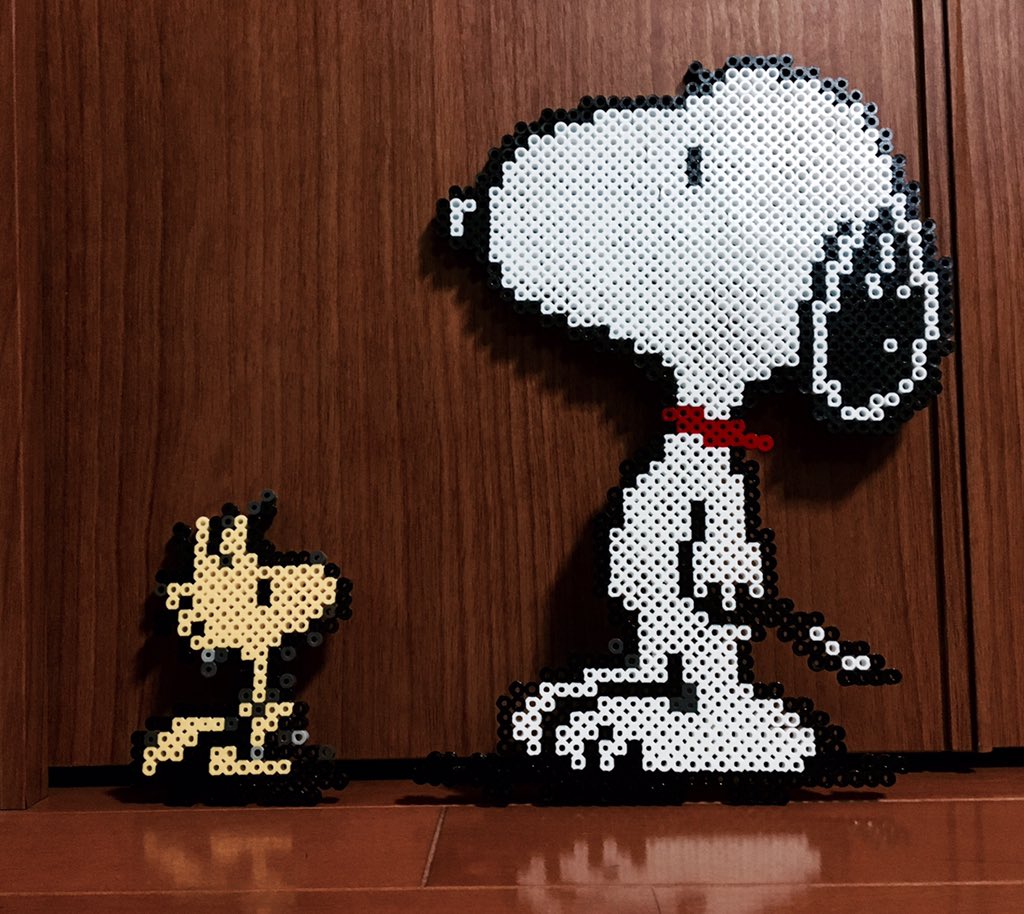 カオル工廠長 Kaokao スヌーピー ウッドストックをアイロンビーズで作ってみた Snoopy アイロンビーズ T Co D7upxa6knw