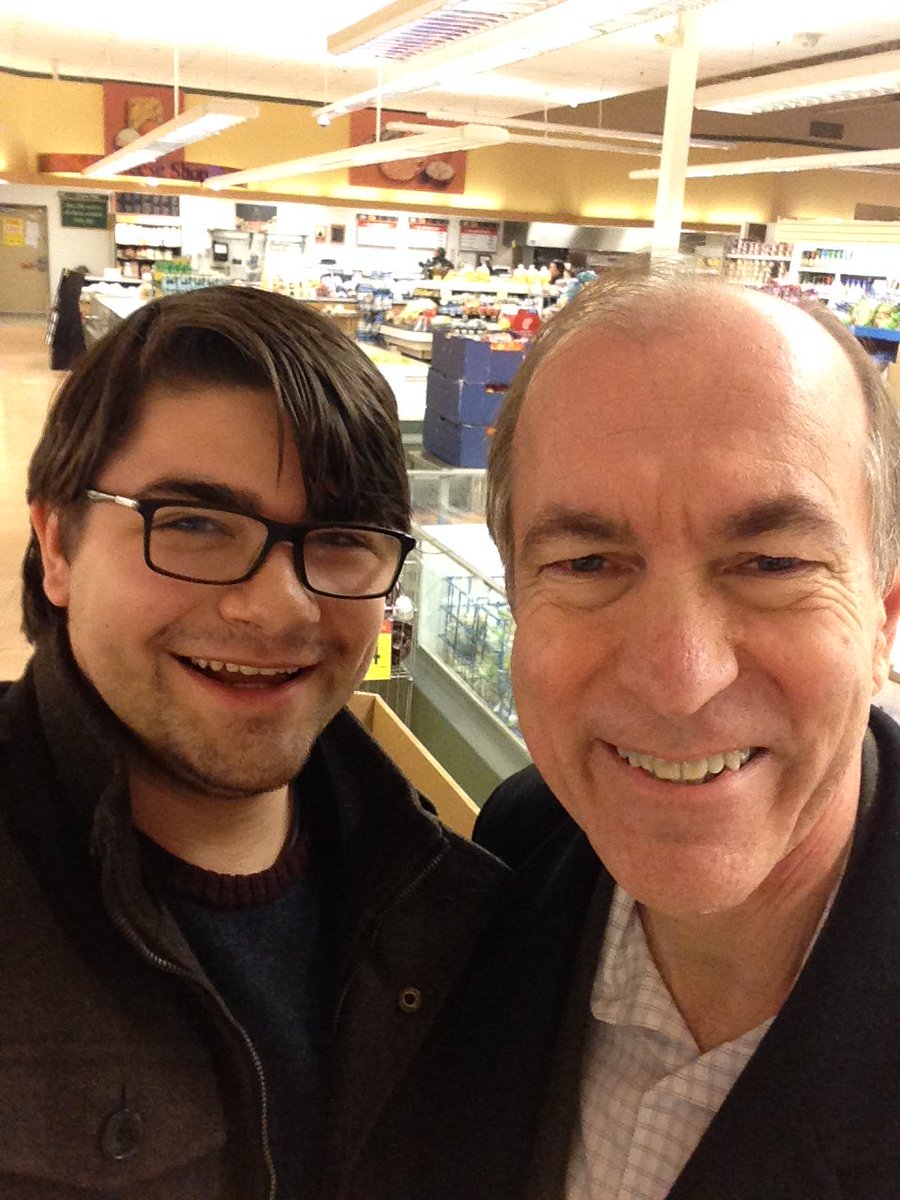 SamMorisson2016's tweet photo. Thank you to @RepGarrett for his official endorsement of #Sam4Prez Here is a photo of us shopping together at A&P! https://t.co/GXjHPqKShN