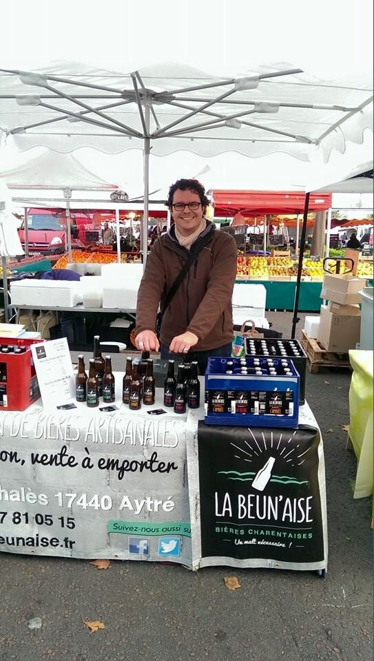 labeunaise's tweet photo. La Pallice, rendez-vous des amateurs de bons produits (on est à côté de Marie, la sommelière en vins naturels) https://t.co/DQIWXMeZ5s