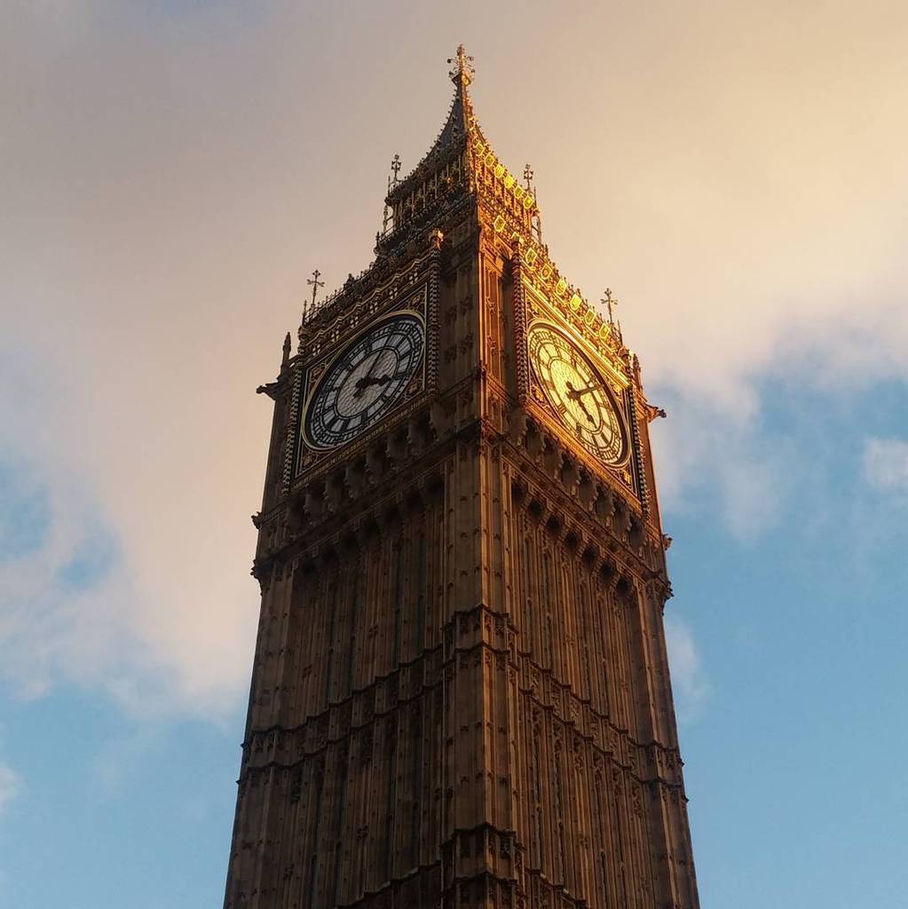 zobi1kenobi's tweet image. Big Ben, you ain't lyin'... #bigclock #sizematters #nofilter #potd #picoftheday ift.tt/1NXHUaf
